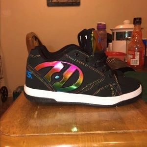 kid shoes heelys